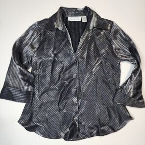 Elegant Black Striped Blouse